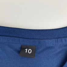 Load image into Gallery viewer, Boys lightweight, sports / activewear top, EUC, size 10,  