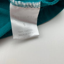 Load image into Gallery viewer, Boys Favourites, green cotton tee / top, EUC, size 5,  