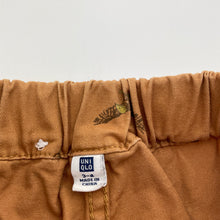 Load image into Gallery viewer, Boys UNIQLO, cotton shorts, elasticated, eagles, FUC, size 3-4,  
