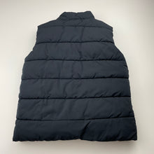 Load image into Gallery viewer, Boys Target, reversible black / camo print puffer vest, GUC, size 4,  