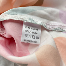 Load image into Gallery viewer, Girls lightweight, floral summer top, EUC, size 5,  