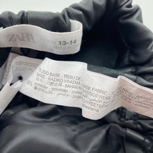 Load image into Gallery viewer, Girls Zara, PU Coated cropped faux leather pants, elaticated, Inside leg: 56cm, EUC, size 13-14,  