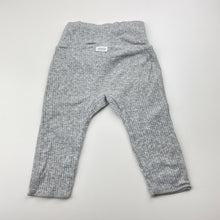 Load image into Gallery viewer, Unisex Bonds, ribbbed stretchy leggings / bottoms, GUC, size 000,  