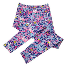Load image into Gallery viewer, Girls Flo, sports / activewear leggings, Inside leg: 60cm, EUC, size 12,  