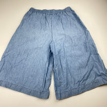 Load image into Gallery viewer, Girls Uniqlo, chambray cotton culottes, elasticated, Inside leg: 27cm, GUC, size 7-8,  