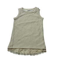 Load image into Gallery viewer, Girls SUSUSKOSHI, lace trim organic cotton blend top, EUC, size 000,  