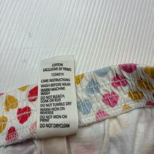 Load image into Gallery viewer, Girls Brilliant Basics, cotton shorts, elasticated, GUC, size 3,  