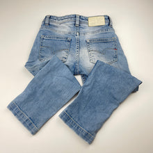 Load image into Gallery viewer, Boys Lee Cooper, distressed stretch denim jeans, adjustable, Inside leg: 38cm, FUC, size 3-4,  