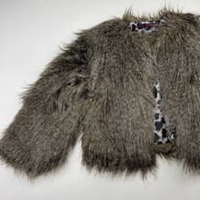 Load image into Gallery viewer, Girls STORE TWENTY ONE, lined faux fur jacket, single hook fasten, EUC, size 11,  