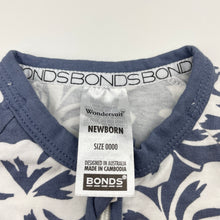 Load image into Gallery viewer, Unisex Bonds, zip wondersuit / zippy / romper, EUC, size 0000,  