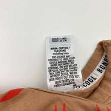 Load image into Gallery viewer, Unisex Bonds, WONDERCOOL stretchy tee / top, crabs, EUC, size 000,  