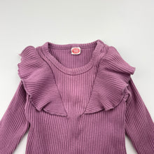 Load image into Gallery viewer, Girls ribbed, bodysuit / romper, GUC, size 0,  
