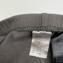 Load image into Gallery viewer, Girls H&amp;M, stretchy leggings, elasticated, Inside leg: 27cm, FUC, size 1-2,  
