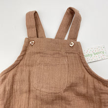 Load image into Gallery viewer, Unisex Baby Berry, lightweigh crinkle cotton summer romper, NEW, size 000,  