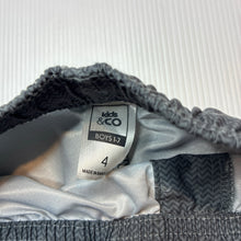 Load image into Gallery viewer, Boys Kids &amp; Co, lightweight board shorts, elasticated, EUC, size 4,  