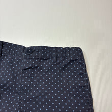 Load image into Gallery viewer, Boys H&amp;T, cotton shorts, adjustable, GUC, size 6,  