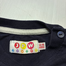 Load image into Gallery viewer, Unisex JPW Junior, navy cotton tee / top, highland cow, EUC, size 1,  