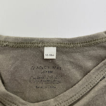 Load image into Gallery viewer, Unisex QUNICY MAE, lightweight stretchy long sleeve top, pilling, FUC, size 1,  