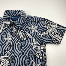 Load image into Gallery viewer, Boys AISOKULA, cotton short sleeve shirt, EUC, size 4,  