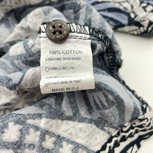 Load image into Gallery viewer, Boys AISOKULA, cotton short sleeve shirt, EUC, size 4,  