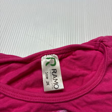 Load image into Gallery viewer, Girls RAMO, pink cotton tee / top, camel, EUC, size 2,  