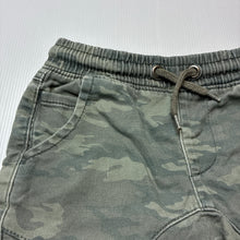 Load image into Gallery viewer, Boys Kids &amp; Co, camo print knit denim shorts, elasticated, FUC, size 3,  