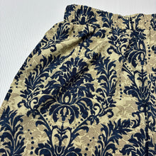 Load image into Gallery viewer, Girls SHEIN, lightweight shorts, elasticated, EUC, size 9,  