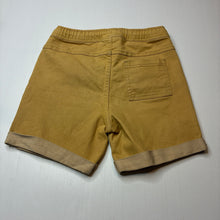 Load image into Gallery viewer, Boys Lily &amp; Dan, stretchy casual shorts, elasticated, FUC, size 8,  