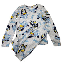 Load image into Gallery viewer, Unisex Bluey, ribbed pyjama top &amp; bottoms, EUC, size 6,  