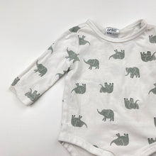 Load image into Gallery viewer, Unisex Anko, stretchy bodysuit / romper, elephants, GUC, size 0000,  