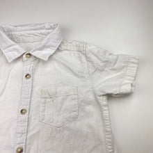 Load image into Gallery viewer, Boys white, linen blend short sleeve shirt, no labels, armpit to armpit: 30.5cm, FUC, size 4,  