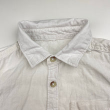Load image into Gallery viewer, Boys white, linen blend short sleeve shirt, no labels, armpit to armpit: 30.5cm, FUC, size 4,  