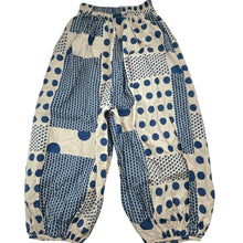 Load image into Gallery viewer, Girls MISS NUO KIDS, lightweight stretch cotton pants, elasticated, Inside leg: 37cm, EUC, size 10,  