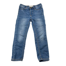 Load image into Gallery viewer, Girls Target, stretch denim jeans / jeggings, elasticated, Inside leg: 38.5cm, GUC, size 4,  