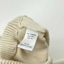 Load image into Gallery viewer, Unisex Korango, knitted cotton footed leggings / bottoms, EUC, size 0000,  