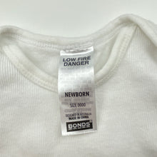 Load image into Gallery viewer, Unisex Bonds, ribbed cotton bodysuit / romper, EUC, size 0000,  
