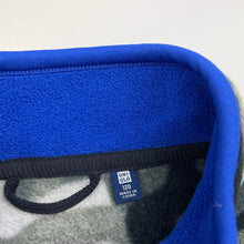 Load image into Gallery viewer, Boys Uniqlo, camo print fleece zip up sweater, EUC, size 6,  