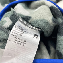 Load image into Gallery viewer, Boys Uniqlo, camo print fleece zip up sweater, EUC, size 6,  