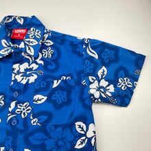 Load image into Gallery viewer, Boys LOWES, lightweight short sleeve Hawaiian shirt, small mark right chest, FUC, size 6,  