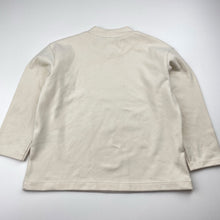 Load image into Gallery viewer, Unisex Uniqlo, soft feel long sleeve winter top, EUC, size 3-4,  