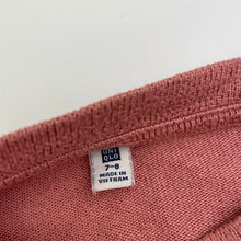 Load image into Gallery viewer, Girls Uniqlo, stretchy lightweight knit long sleeve top, GUC, size 7-8,  
