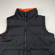 Load image into Gallery viewer, Boys Urban Supply, black puffer vest / sleeveless jacket, EUC, size 7,  