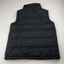 Load image into Gallery viewer, Boys Urban Supply, black puffer vest / sleeveless jacket, EUC, size 7,  