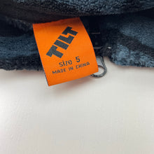 Load image into Gallery viewer, Boys Tilt, soft fleece sweater / jumper, EUC, size 5,  