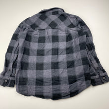 Load image into Gallery viewer, Boys H&amp;T, flannel cotton long sleeve shirt, EUC, size 5,  