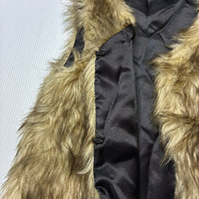 Load image into Gallery viewer, Girls lined, faux fur vest, 2 hook fasten, no size, armpit to armpit: 30cm, GUC, size 3,  