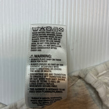 Load image into Gallery viewer, Unisex Love to Dream, SWADDLE UP 1.0 Tog sleeping bag, EUC, size 000,  