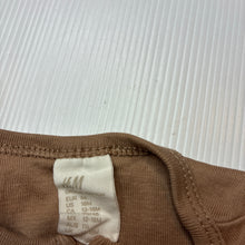 Load image into Gallery viewer, Unisex H&amp;M, organic cotton long sleeve henley top, GUC, size 1-2,  