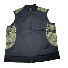 Load image into Gallery viewer, Boys Maestro, lightweight black / camo print vest, no size, L: 50cm, armpit to armpit: 45cm, EUC, size 14-16,  