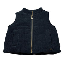 Load image into Gallery viewer, Boys Fox &amp; Finch, fleece lined wadded corduroy vest, EUC, size 00,  